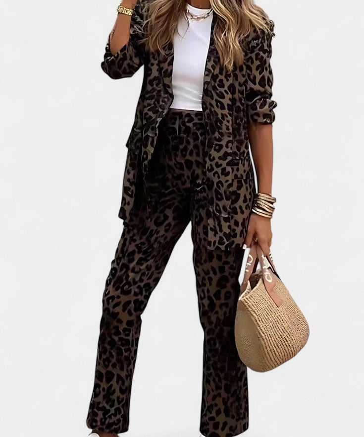 Nusa Tailored Blazer with High-Waisted Leopard Print Trousers