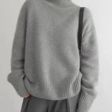 Gabriela | Cashmere Turtleneck