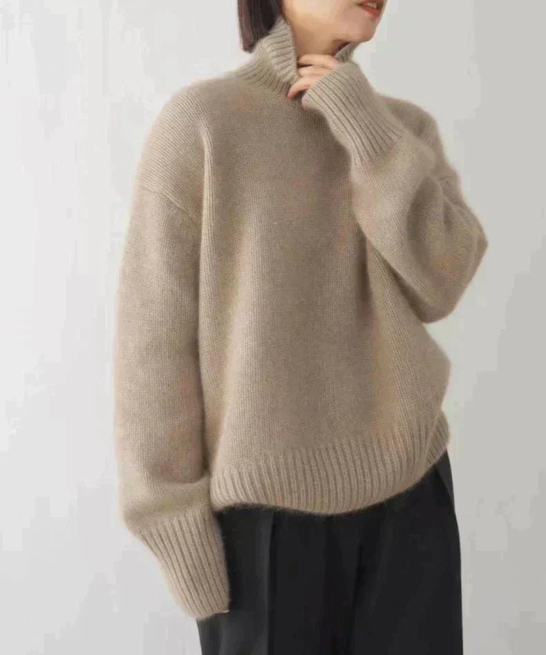 Gabriela | Cashmere Turtleneck