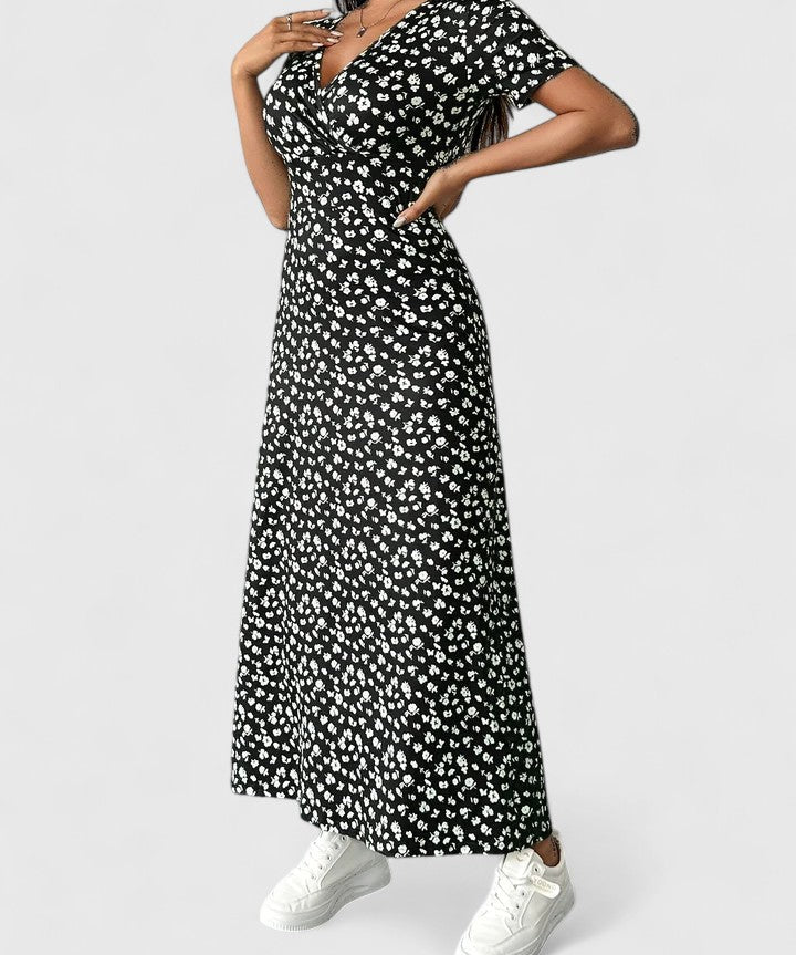 Yulivette | Sophisticated Maxi Dress