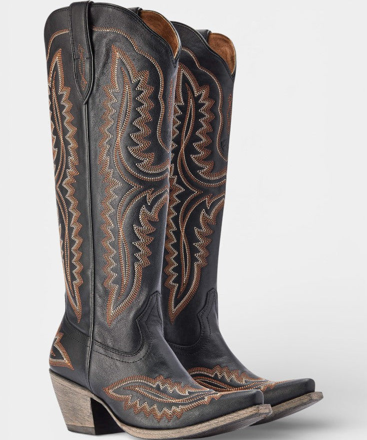 Zélie Retro Western Embroidered Pointed Toe Booties