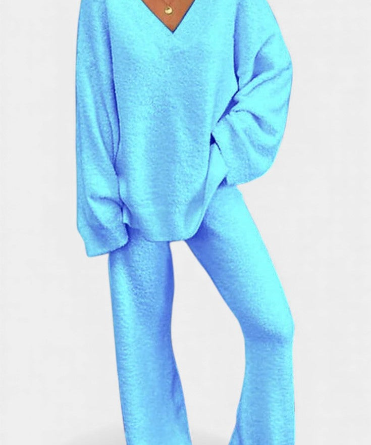 Siléale Cozy V-Neck Two-Piece Daily Outfit