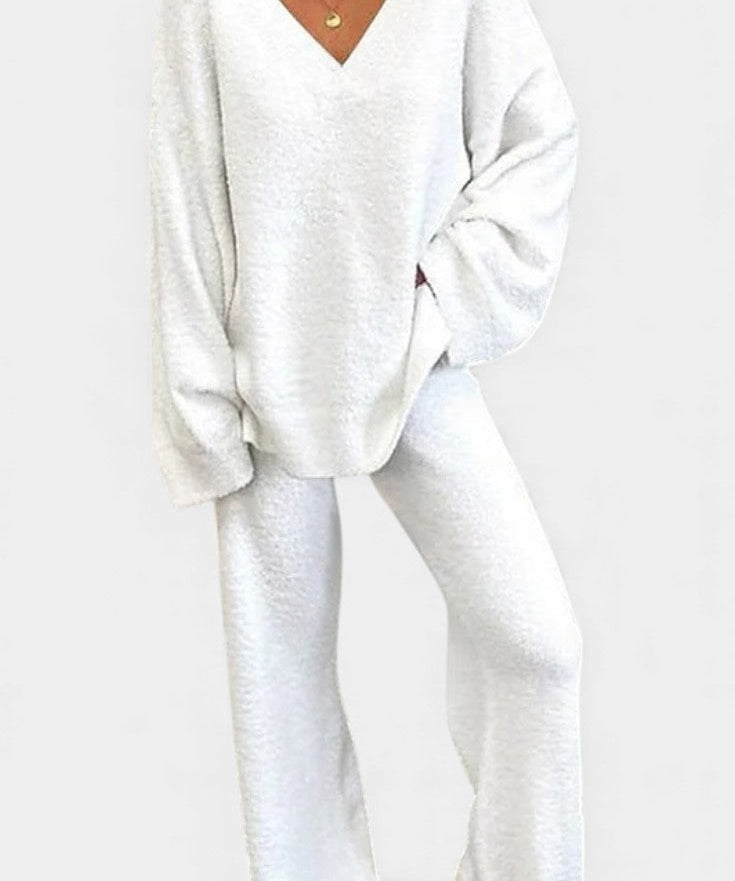 Siléale Cozy V-Neck Two-Piece Daily Outfit