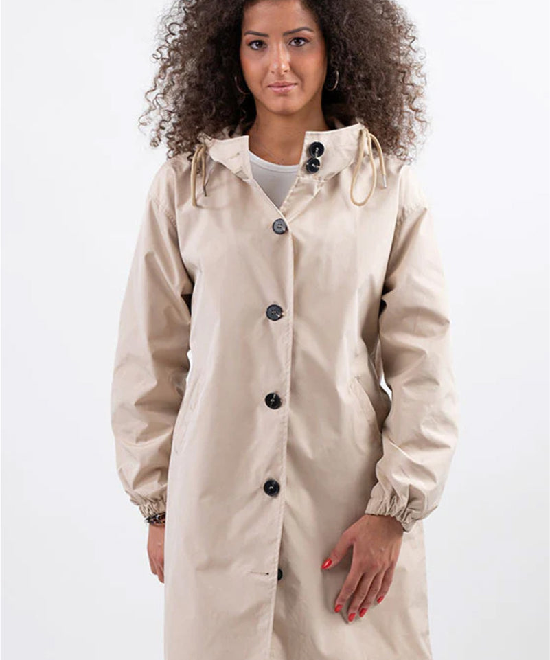 Barbara | Oversized Water-Repellent Windbreaker